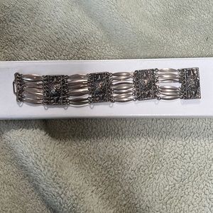 Vintage sterling silver bracelet